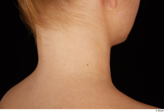 Cayla Lyons neck 0005.jpg